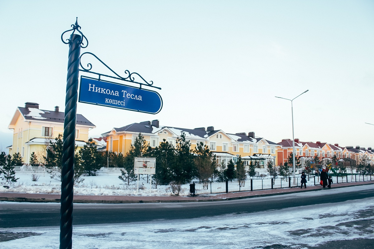 BI VILLAGE, FAMILY VILLAGE И ПОСЕЛОК ТЕЛЬМАН: АСТАНЧАНЕ, КОТОРЫЕ ВЫБРАЛИ ЖИЗНЬ ВДАЛИ ОТ ЦЕНТРА